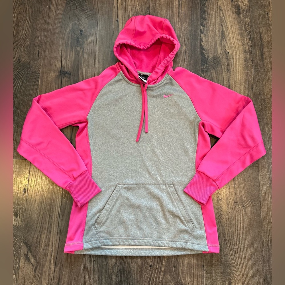 GUC Women's Nike Hoodie Therm-Fit Pullover Hooded Sweatshirt Pink & Gray Size: S